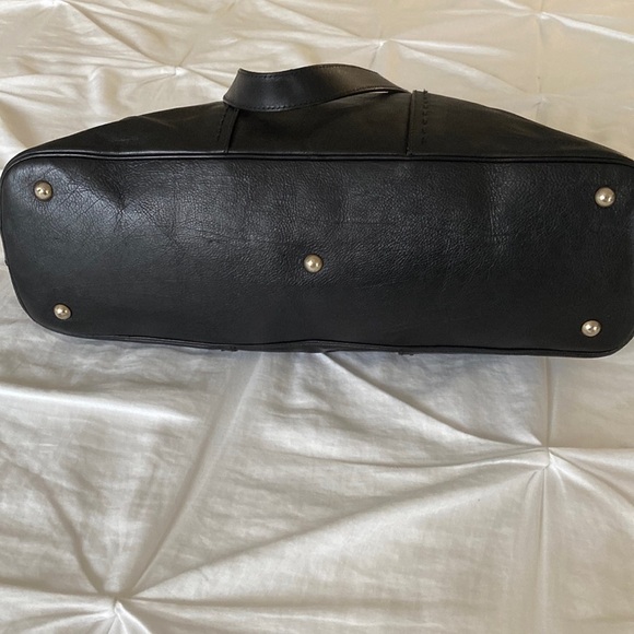 YSL Yves Saint Laurent Rive Gauche Muse Black Calfskin Leather Large Handbag - Picture 10 of 17